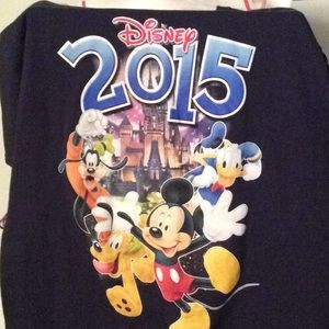 Disney 2015 Tee Size XL